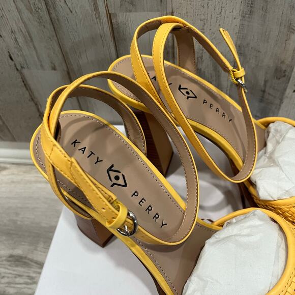 New! Katy Perry THE STEADY ANKLE STRAPP IN PINEAPPLE Platforms Retro 70s 11 - Picture 3 of 6